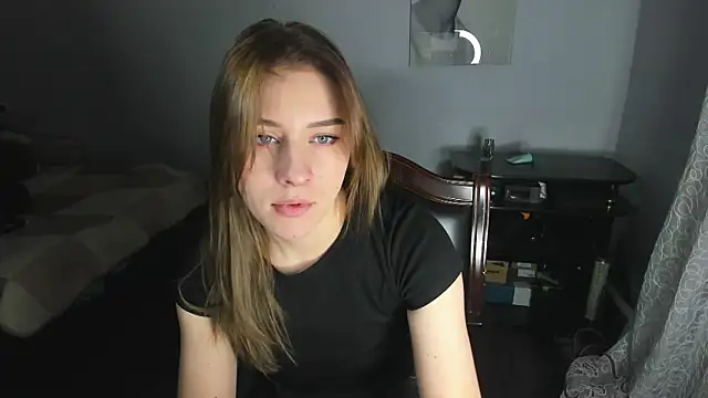 KindKristy online show from December 6, 2024, 8:59 am