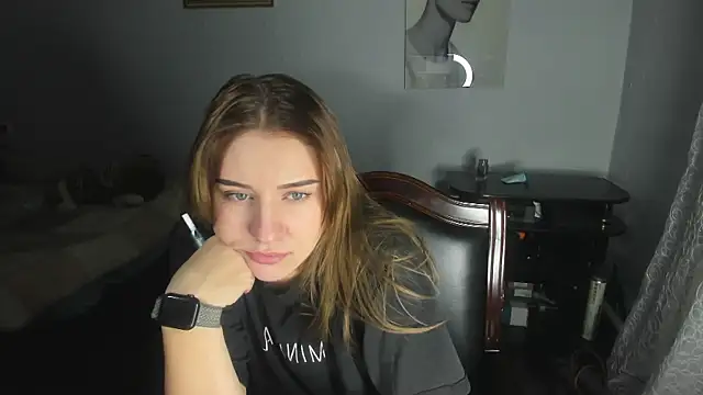 KindKristy online show from December 18, 2024, 9:14 am