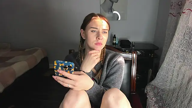 KindKristy online show from December 21, 2024, 8:18 am