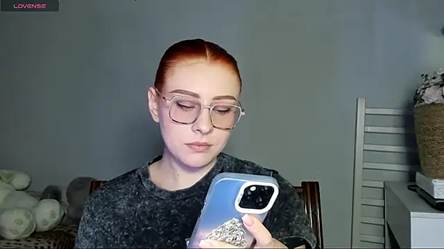 KindKristy online show from April 23, 2026, 5:08 am