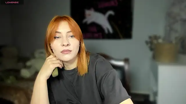 KindKristy online show from May 4, 2026, 5:47 am