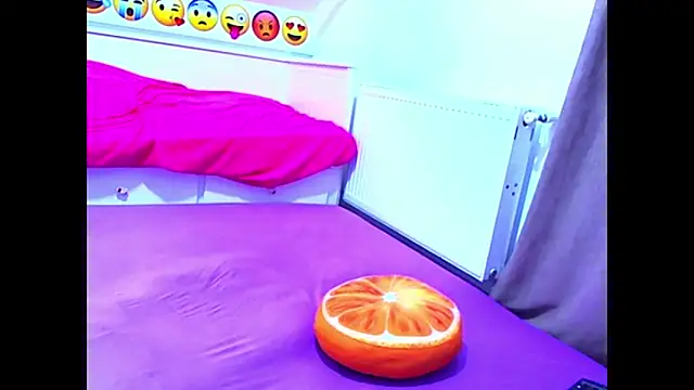 evehotty online show from February 7, 2026, 8:01 pm