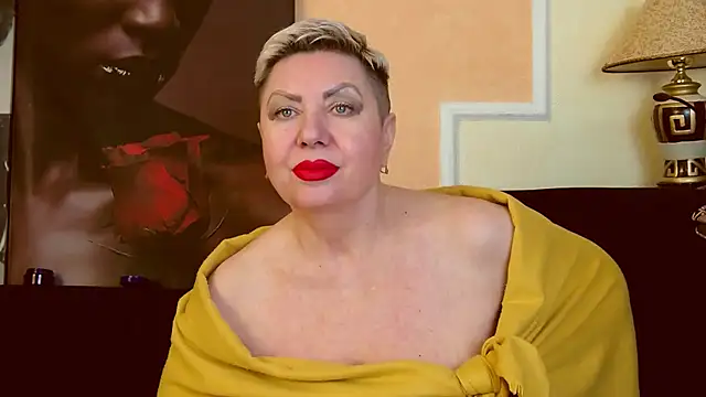 LadyPosh online show from December 4, 2024, 4:32 am