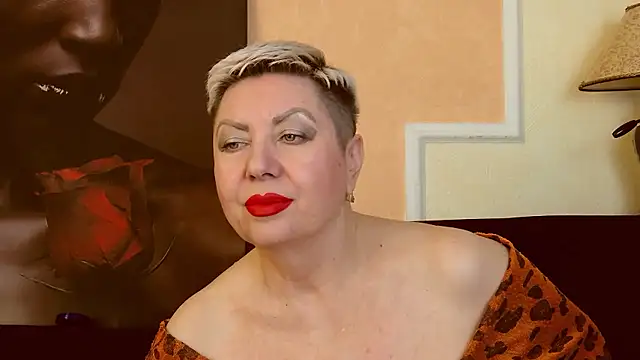 LadyPosh online show from December 5, 2024, 10:01 pm