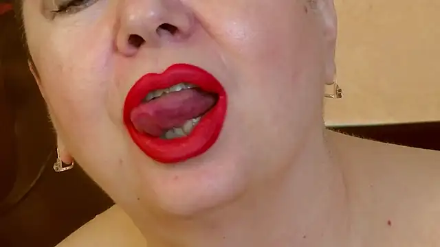 LadyPosh online show from December 13, 2024, 4:54 am