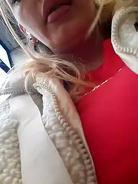 Snapshot of Dirtyfeelin chatting on January 29, 2025, 2:32 pm Dirtyfeelin online show from January 29, 2025, 2:32 pm