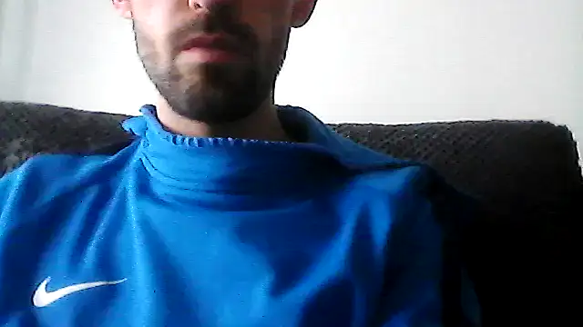 Snapshot of juju156111 chatting on December 20, 2025, 8:54 am juju156111 online show from December 20, 2025, 8:54 am