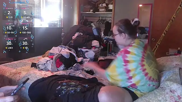 ZeTurtleMaster online show from November 4, 2025, 7:57 pm