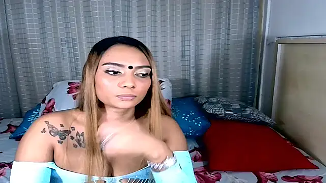 sexyindianchic online show from March 30, 2026, 7:37 pm