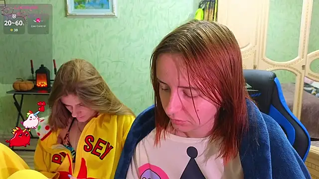 Snapshot of DanaMartina chatting on October 10, 2025, 5:23 pm DanaMartina online show from October 10, 2025, 5:23 pm