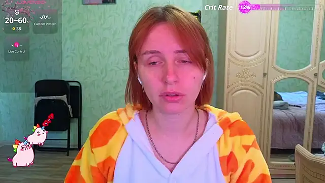 Snapshot of DanaMartina chatting on October 18, 2025, 12:17 pm DanaMartina online show from October 18, 2025, 12:17 pm