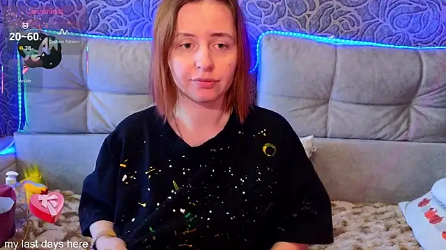 DanaMartina online show from May 3, 2026, 10:54 am