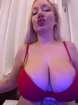 SofiaJoy online show from January 4, 2025, 7:13 pm