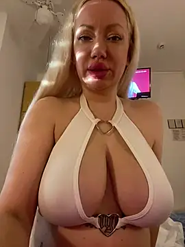 SofiaJoy online show from January 12, 2025, 2:52 pm