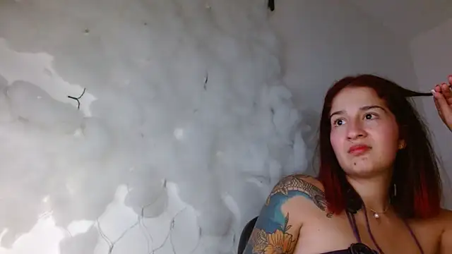 Snapshot of IsabellaVegaa chatting on January 8, 2025, 4:34 am IsabellaVegaa online show from January 8, 2025, 4:34 am