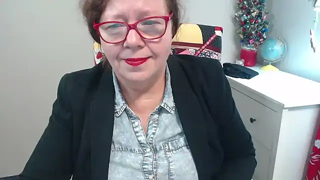 Snapshot of Adelewildx chatting on December 23, 2024, 9:05 am Adelewildx online show from December 23, 2024, 9:05 am
