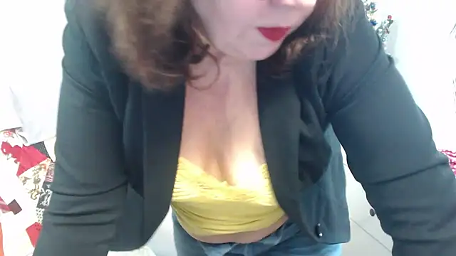 Snapshot of Adelewildx chatting on January 7, 2025, 7:31 am Adelewildx online show from January 7, 2025, 7:31 am