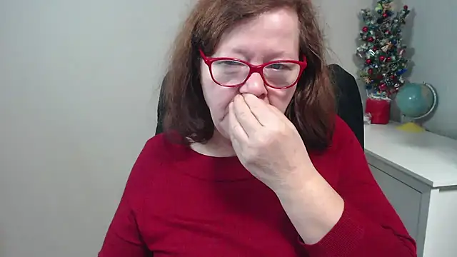 Snapshot of Adelewildx chatting on January 9, 2025, 4:41 am Adelewildx online show from January 9, 2025, 4:41 am