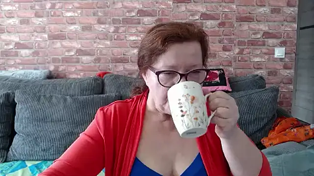 Snapshot of Adelewildx chatting on March 9, 2025, 9:24 am Adelewildx online show from March 9, 2025, 9:24 am
