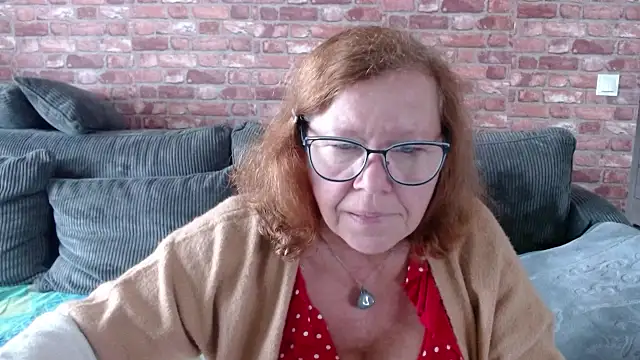 Snapshot of Adelewildx chatting on September 14, 2025, 8:57 am Adelewildx online show from September 14, 2025, 8:57 am