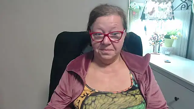 Snapshot of Adelewildx chatting on September 23, 2025, 3:20 am Adelewildx online show from September 23, 2025, 3:20 am