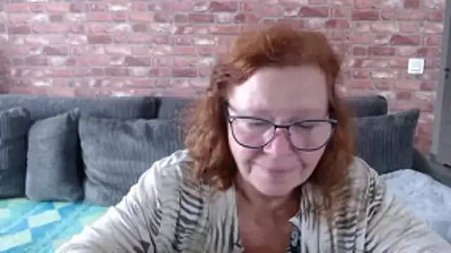 Snapshot of Adelewildx chatting on October 11, 2025, 11:20 am Adelewildx online show from October 11, 2025, 11:20 am