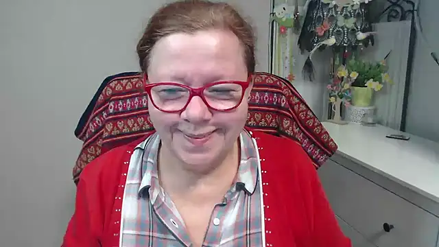 Snapshot of Adelewildx chatting on October 20, 2025, 3:29 am Adelewildx online show from October 20, 2025, 3:29 am