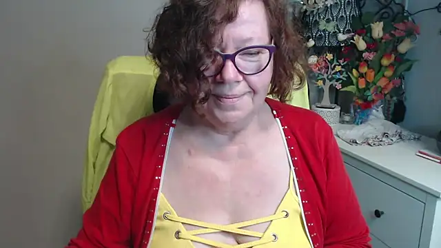 Adelewildx online show from May 4, 2026, 3:02 am
