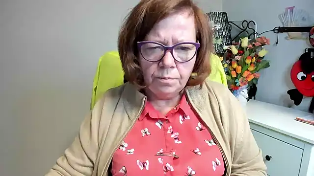 Adelewildx online show from June 10, 2026, 3:29 am