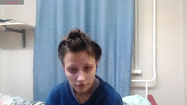 alisacucumber online show from December 20, 2025, 2:24 pm