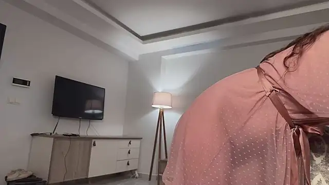 Snapshot of SexyMissMe chatting on October 27, 2025, 2:21 pm SexyMissMe online show from October 27, 2025, 2:21 pm