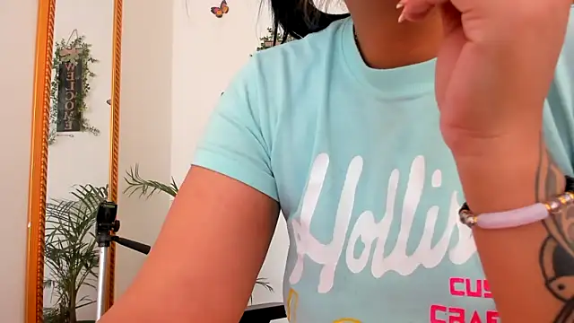 Snapshot of darsha_sahu chatting on January 8, 2025, 4:33 pm darsha sahu online show from January 8, 2025, 4:33 pm