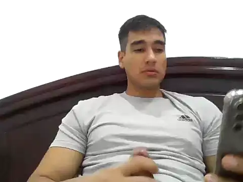 Eduardojc1992 online show from February 12, 2026, 4:07 am