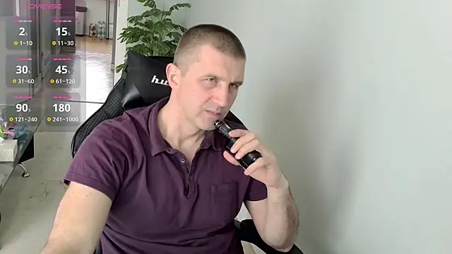 Snapshot of Maribor chatting on April 21, 2026, 1:28 pm Maribor online show from April 21, 2026, 1:28 pm