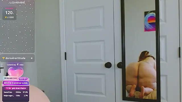 Snapshot of Cateycakes chatting on January 24, 2025, 11:37 am Cateycakes online show from January 24, 2025, 11:37 am