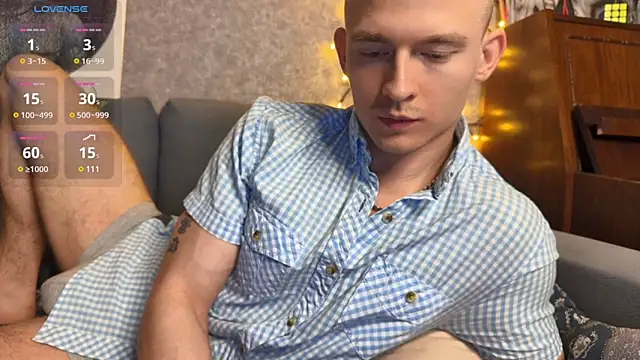 Snapshot of Marvelboy_ chatting on February 14, 2025, 10:47 pm Marvelboy online show from February 14, 2025, 10:47 pm