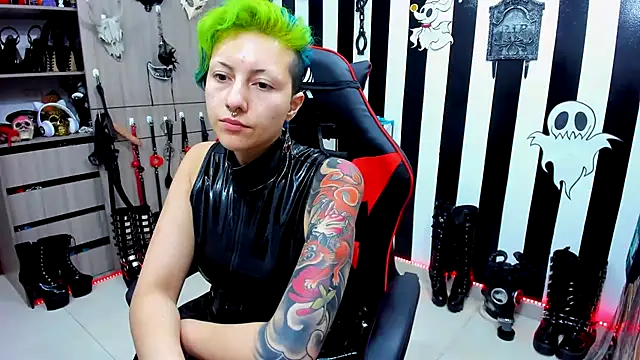 Mistress Yelena online show from December 9, 2024, 8:12 pm