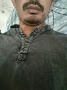 dreamtoungelick69 online show from March 13, 2026, 1:29 pm