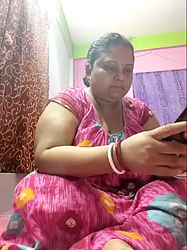 yourssoumi online show from February 7, 2025, 6:34 pm