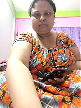 yourssoumi online show from February 9, 2025, 12:52 pm