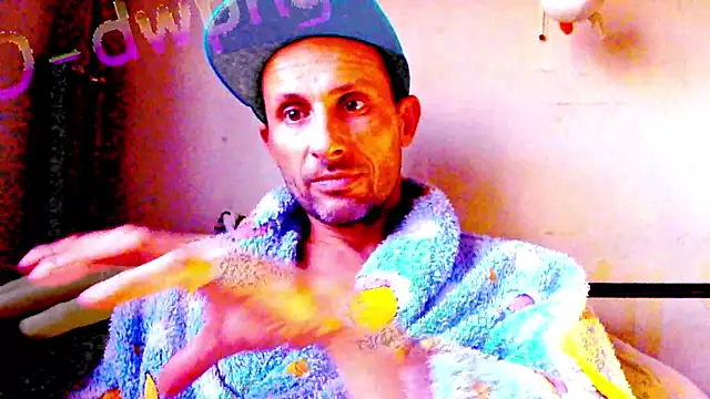 Snapshot of FireFox_Feel chatting on December 2, 2024, 9:56 am FireFox Feel online show from December 2, 2024, 9:56 am