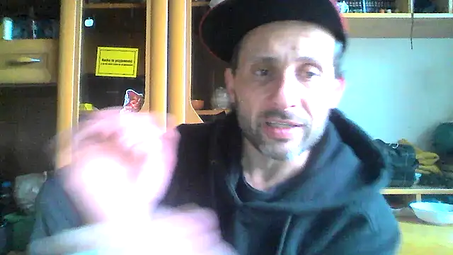 Snapshot of FireFox_Feel chatting on March 14, 2025, 8:42 am FireFox Feel online show from March 14, 2025, 8:42 am