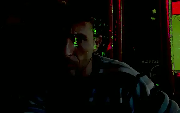 Snapshot of FireFox_Feel chatting on November 7, 2025, 6:02 am FireFox Feel online show from November 7, 2025, 6:02 am