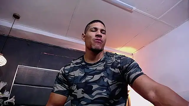 Snapshot of teddyfit19cm chatting on February 18, 2026, 1:29 pm teddyfit19cm online show from February 18, 2026, 1:29 pm