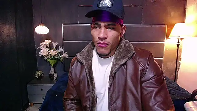 Snapshot of teddyfit19cm chatting on February 21, 2026, 2:18 pm teddyfit19cm online show from February 21, 2026, 2:18 pm