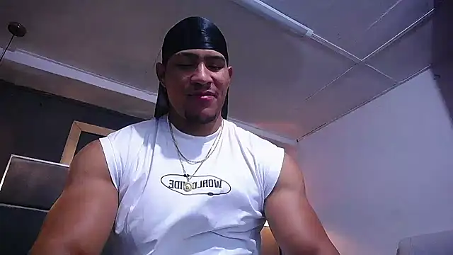 Snapshot of teddyfit19cm chatting on June 22, 2026, 1:52 pm teddyfit19cm online show from June 22, 2026, 1:52 pm