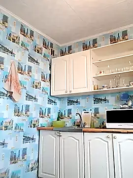 Amy August online show from December 14, 2024, 7:51 am
