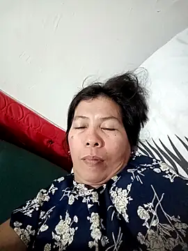 Snapshot of TropicalFlower chatting on February 28, 2025, 5:37 pm TropicalFlower online show from February 28, 2025, 5:37 pm