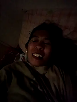 Snapshot of TropicalFlower chatting on March 4, 2025, 2:10 pm TropicalFlower online show from March 4, 2025, 2:10 pm