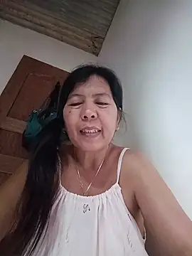 Snapshot of TropicalFlower chatting on May 9, 2026, 12:38 am TropicalFlower online show from May 9, 2026, 12:38 am